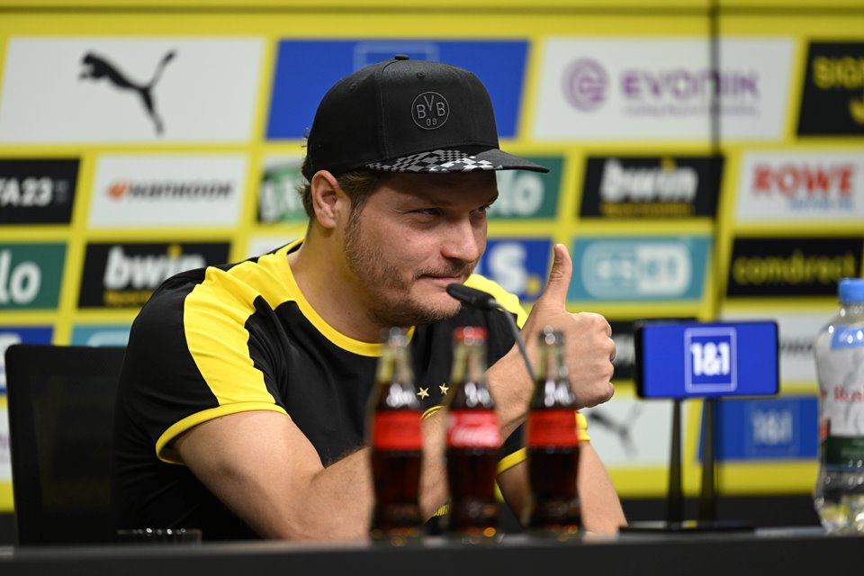 Pasca Klopp, Edin Terzic Jadi Pelatih Dortmund Paling Berpengaruh
