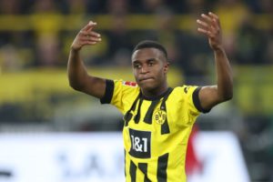 Dortmund Gantungkan Nasib Youssoufa Moukoko