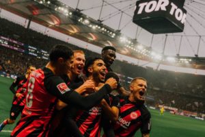 DFB Akui Banyak Keputusan Wasit yang Buruk di Laga Eintracht vs Dortmund