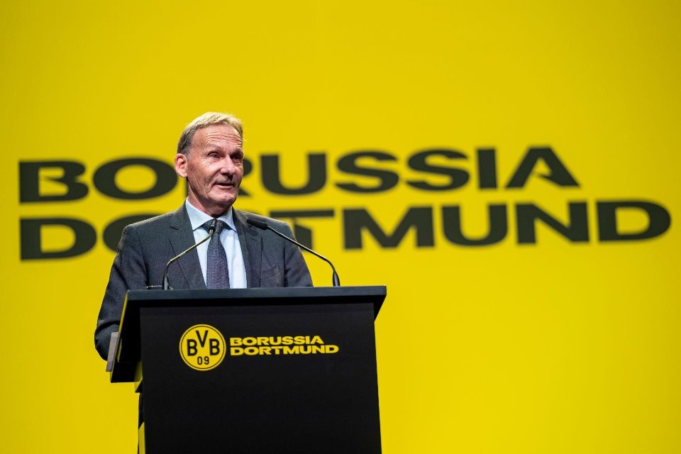 Hans-Joachim Watzke Balas Keras Kritik Media atas Performa Dortmund
