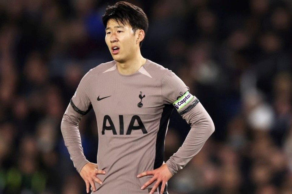 Dibantai Brighton 2-4, Kecewanya Son-Heung Min Lihat Penampilan Tottenham