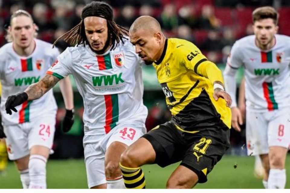 FC Augsburg Tahan Imbang Borussia Dortmund 1-1