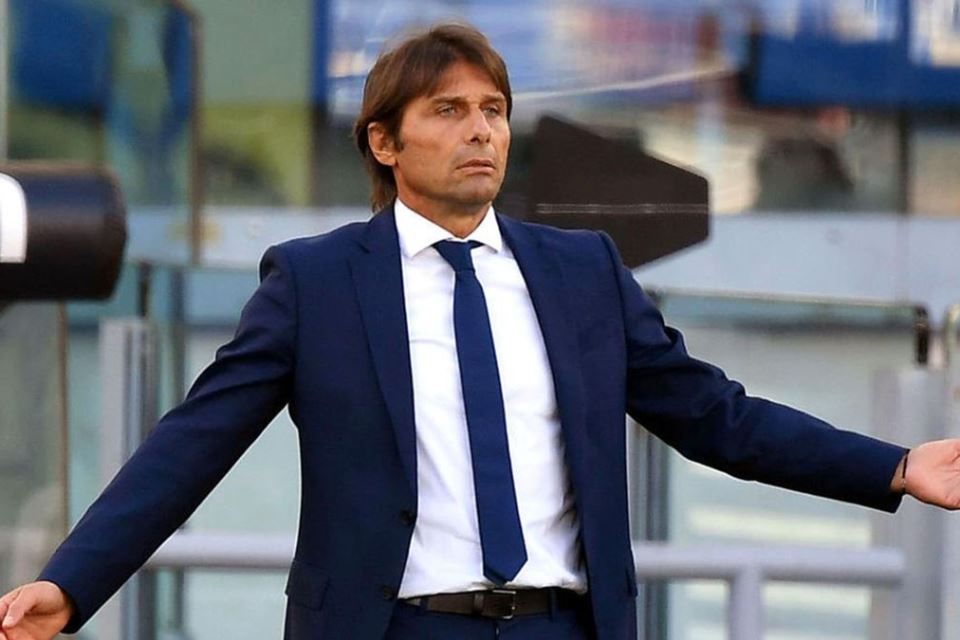 Antonio Conte Terima Tawaran Latih AC Milan Musim Depan