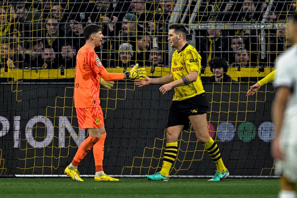Niklas Sule Masih di Bawah Standar Borussia Dortmund