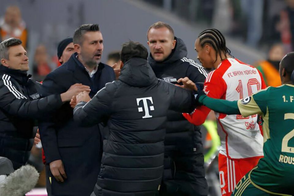 Tampar Leroy Sane 2 Kali, Pelatih Union Berlin: Dia Provokasi Saya!