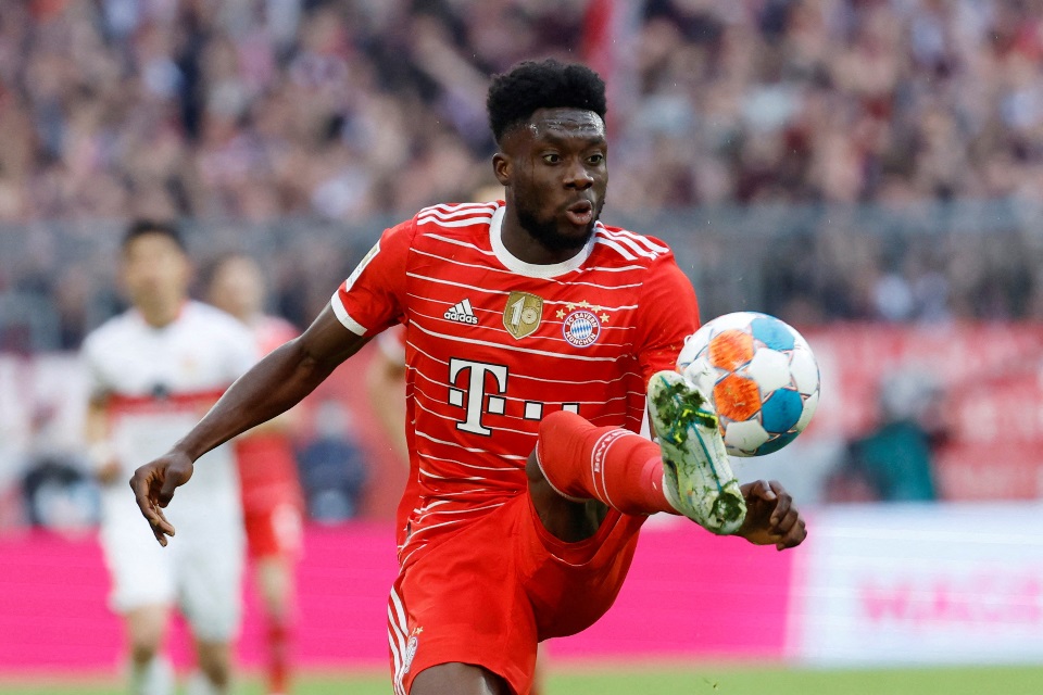 Tambah Panjang Daftar Cedera Pemain Bayern Munich, Alphonso Davies Diragukan Tampil Kontra Leverkusen