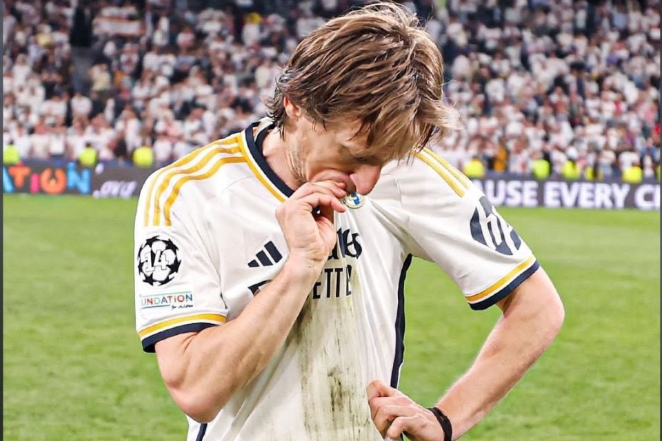 Tolak Sepasang Tawaran Besar, Luka Modric Bakal Teken Kontrak dengan Real Madrid