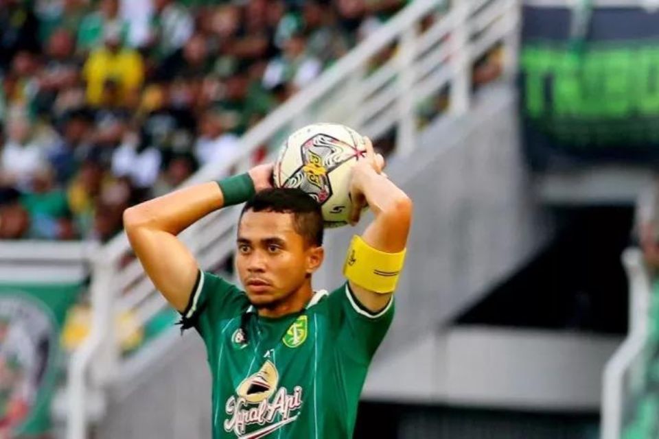 Dewa United Resmi Rekrut Kapten Persebaya Surabaya Reva Adi Utama