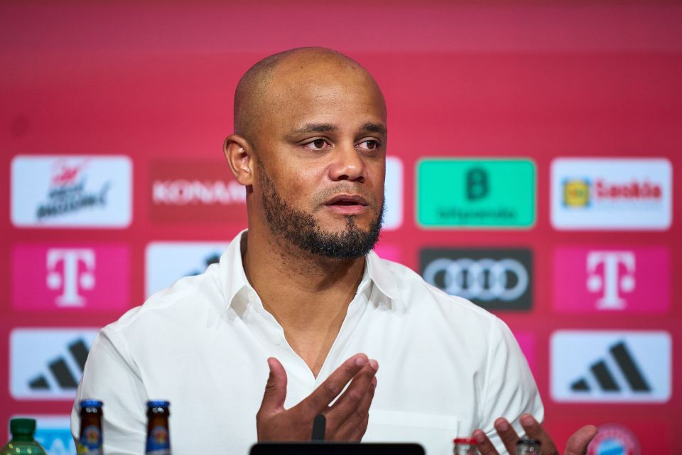 Belum Juga Melatih, Vincent Kompany Sudah Diminta Juara di Bayern Munich