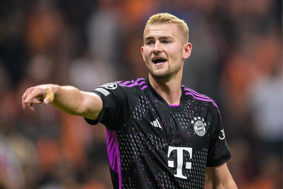 Bayern Munich Tolak Tawaran Pertama Man United untuk De Ligt
