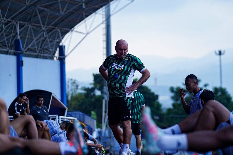 Bojan Hodak Akui Persib Belum Siap Jelang Laga Pembuka Piala Presiden