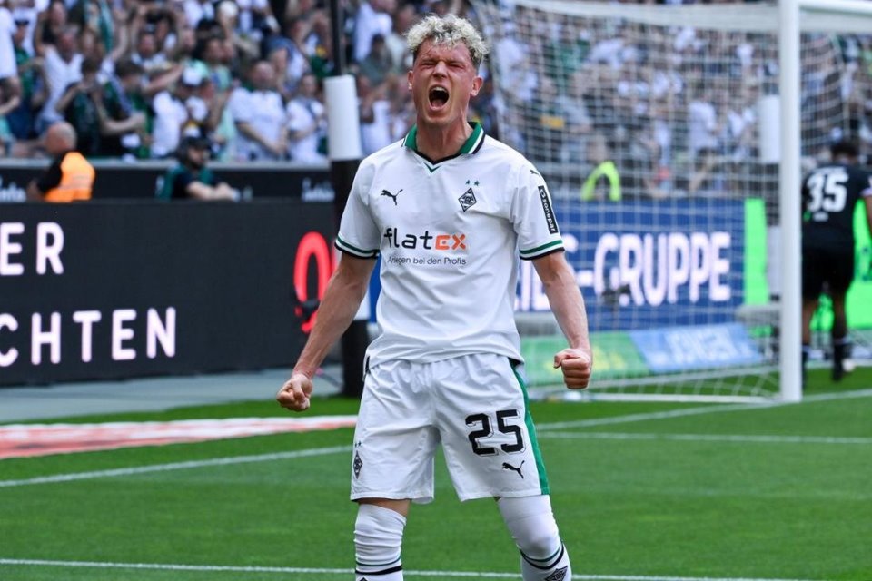 Juventus dan Stuttgart Siap Bersaing untuk Pilar Moenchengladbach, SIapa?
