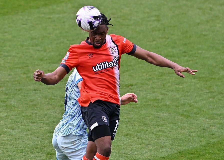 Jika Todibo Hengkang, Nice Bidik Pilar Luton Town, Siapa?