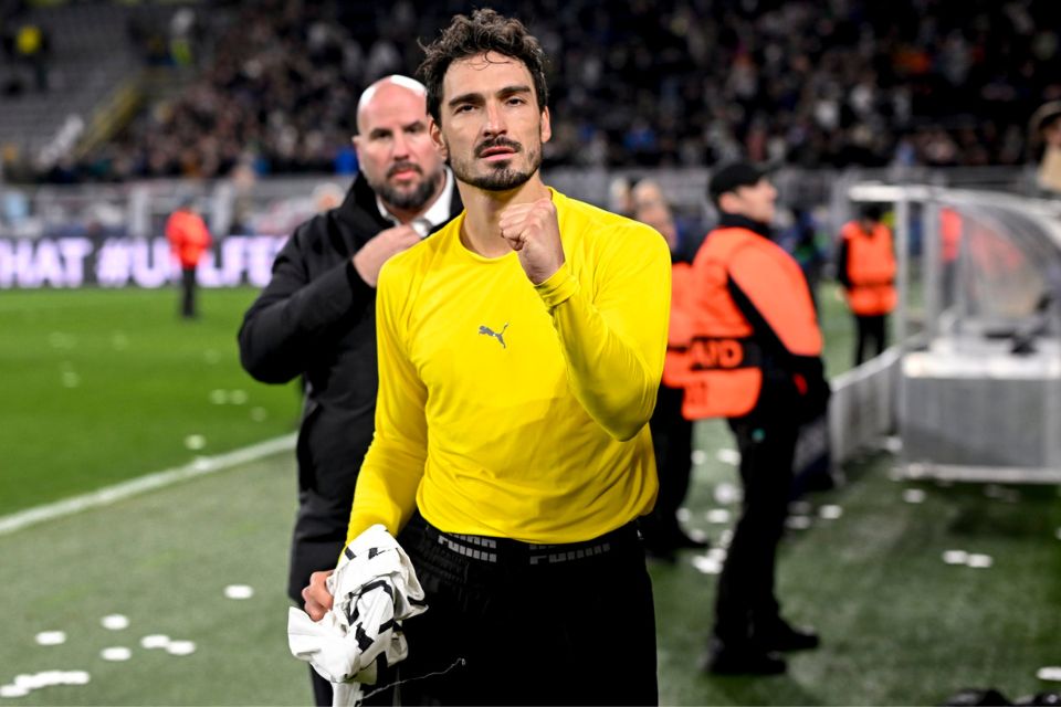 Tak Kunjung Dapat Klub, Ayah Mats Hummels Promosikan Anaknya ke Tim-Tim Serie A