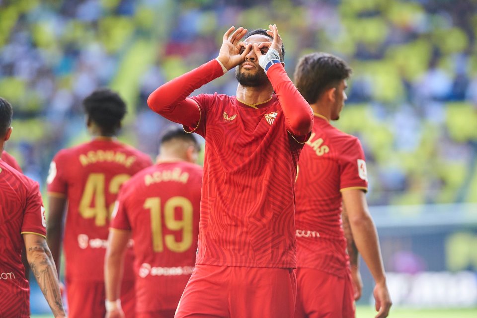 Sevilla Sepakat dengan Fenerbahce, Namun En-Nesyri Tunggu Tawaran Roma