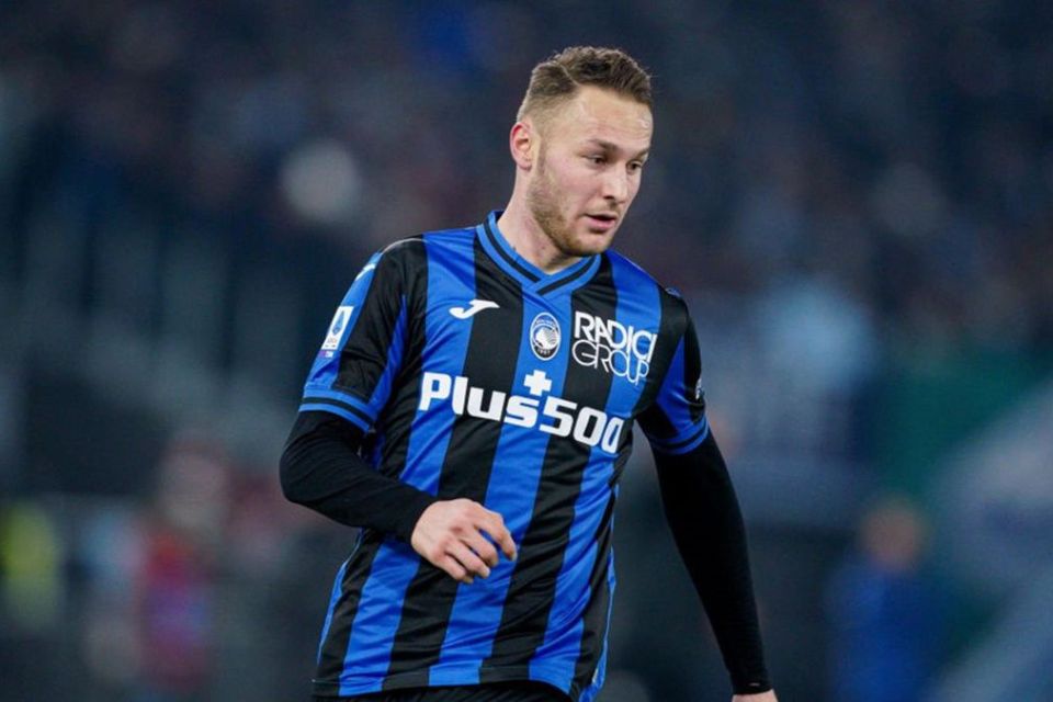 Koopmeiners Pergi, Atalanta Bersiap Daratkan Kossounou