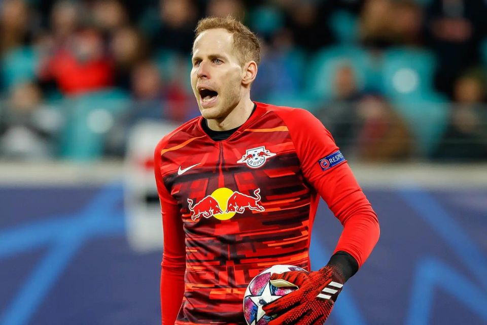 Sempat Terasingkan, Gulacsi Senang Kembali Dipercaya Jaga Mistar Gawang Leipzig