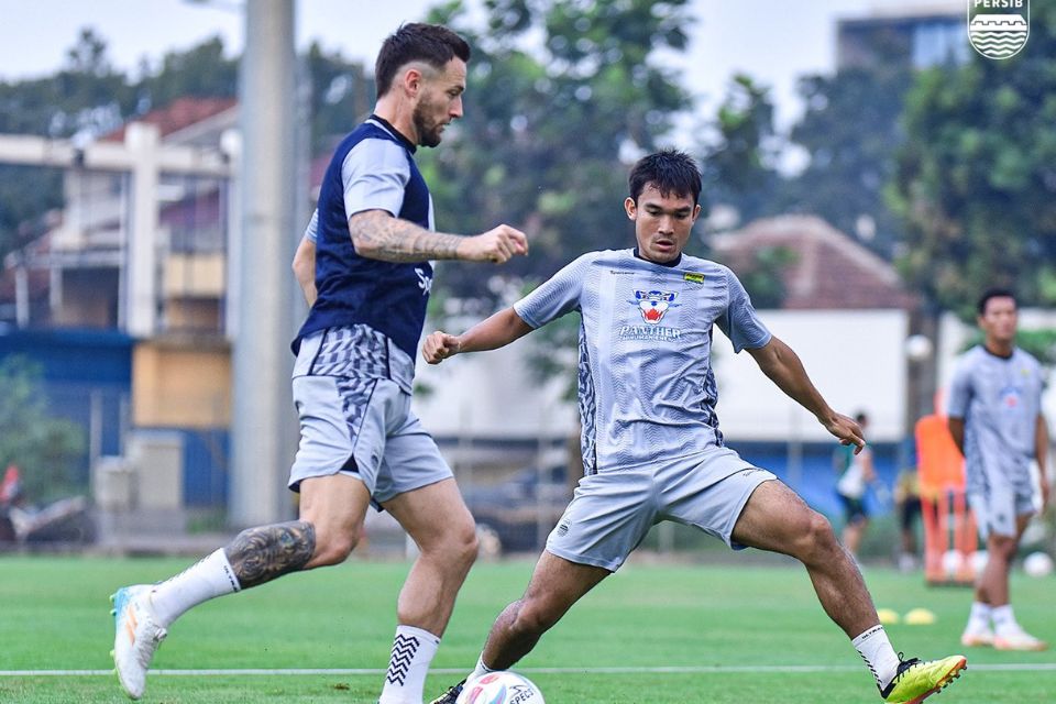 Bojan Hodak Ungkap Target Persib di Musim 2024/25