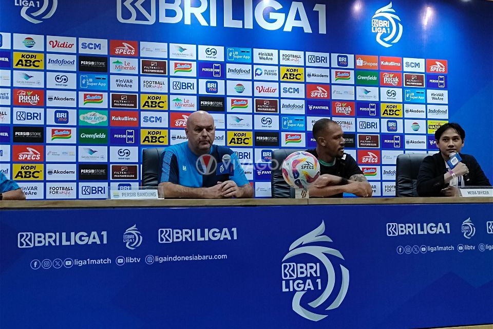 Bojan Hodak Masih Belum Puas Dengan Debut Adam Alis dan Dimas Drajad