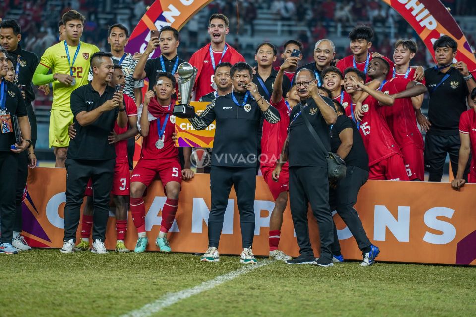 AFF dan Kualifikasi Piala Dunia 2026 Mepet, Panggung Indra Sjafri Bantu Shin Tae-yong di Timnas?