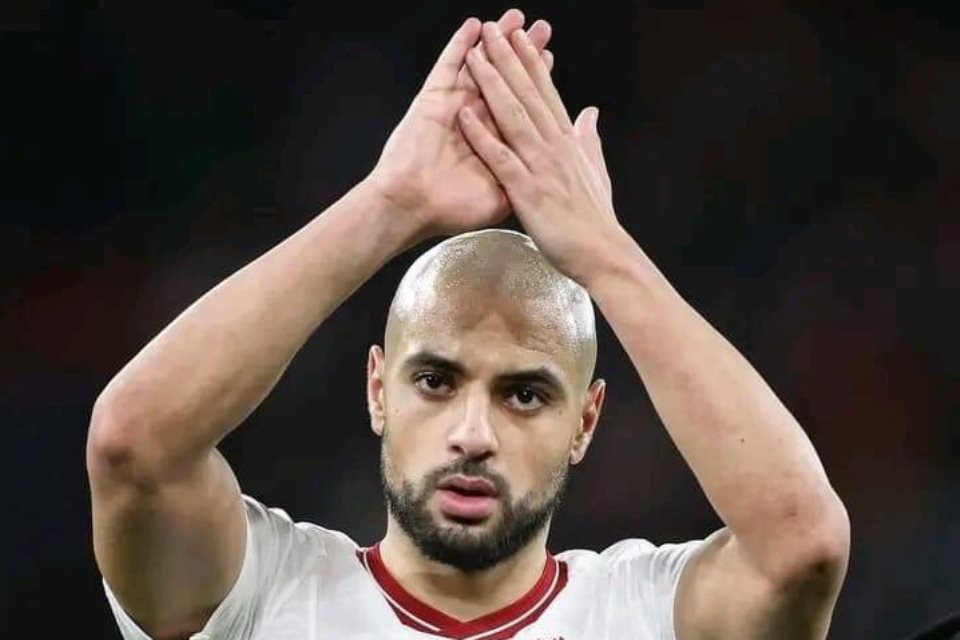 Jika Gagal Amankan Urgate, United Siap Rekrut Kembali Amrabat