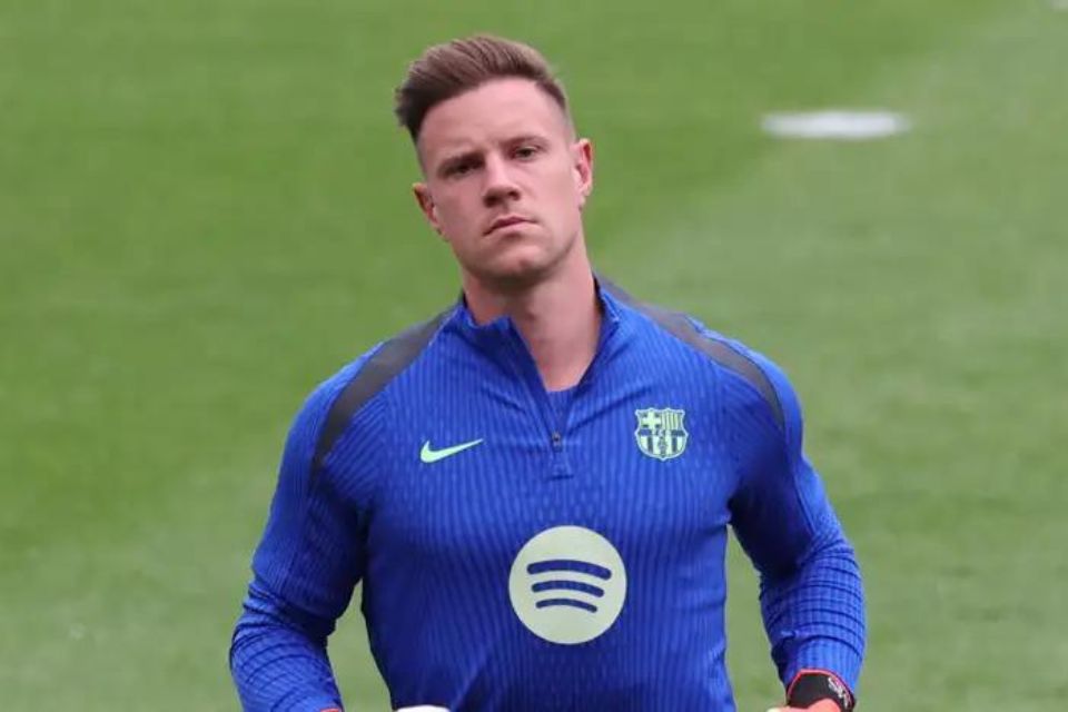 Diincar Barcelona, Szczesny Bakal Tunda Masa Pensiunnya