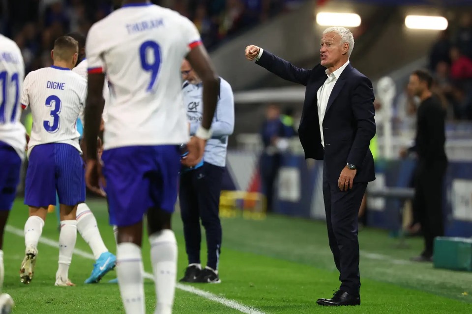 Deschamps Disoraki Fans Timnas Prancis, Ketua Federasi Bilang Begini