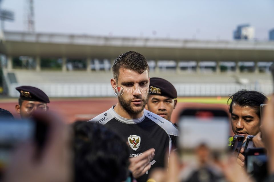 Maarten Paes Cedera Jelang Lawan Bahrain dan Cina, Berpotensi Absen Bela Timnas Indonesia?