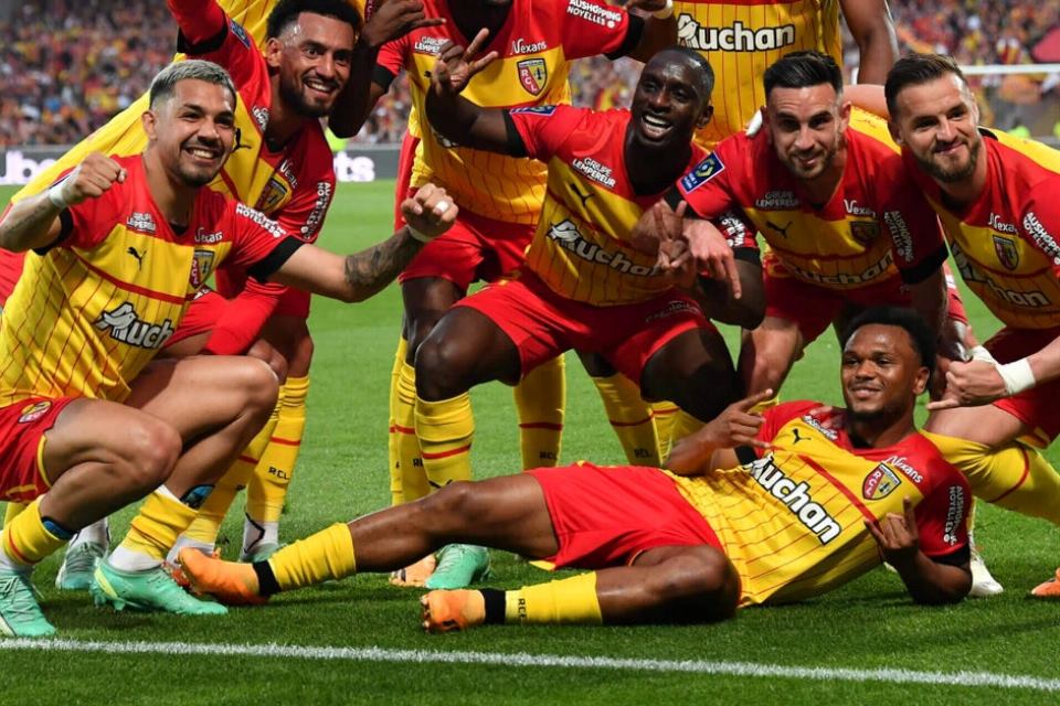 Jumpa Strasbroug, RC Lens Bakal Kehilangan 10 Nama