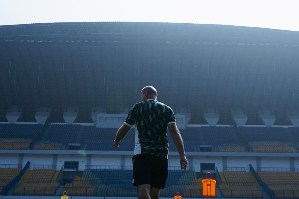 Kembali ke GBLA, Bojan Hodak Janjikan Laga Persib vs Borneo Berjalan Seru