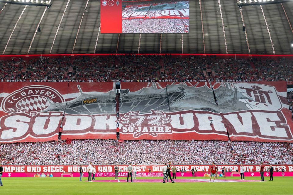 Kabar Duka Bagi Dunia Sepakbola! 1 Orang Meninggal di Laga Bayern Munich vs Benfica