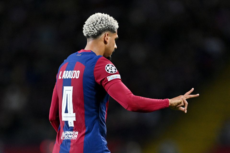 Juventus akan Rayu Barcelona untuk Lepas Araujo