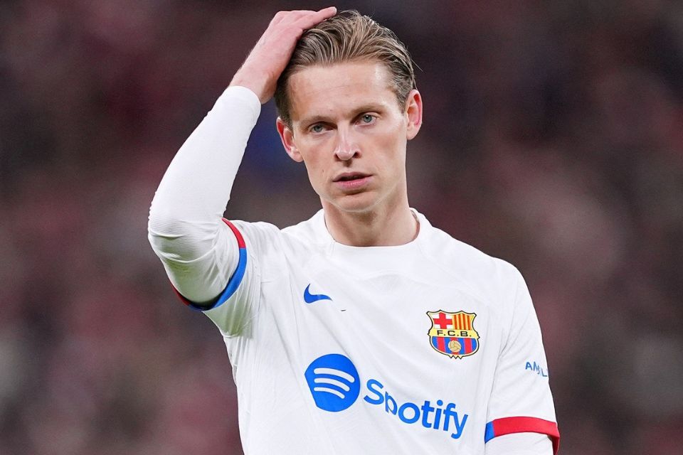 Barcelona Berencana Beri Kontrak Baru pada De Jong