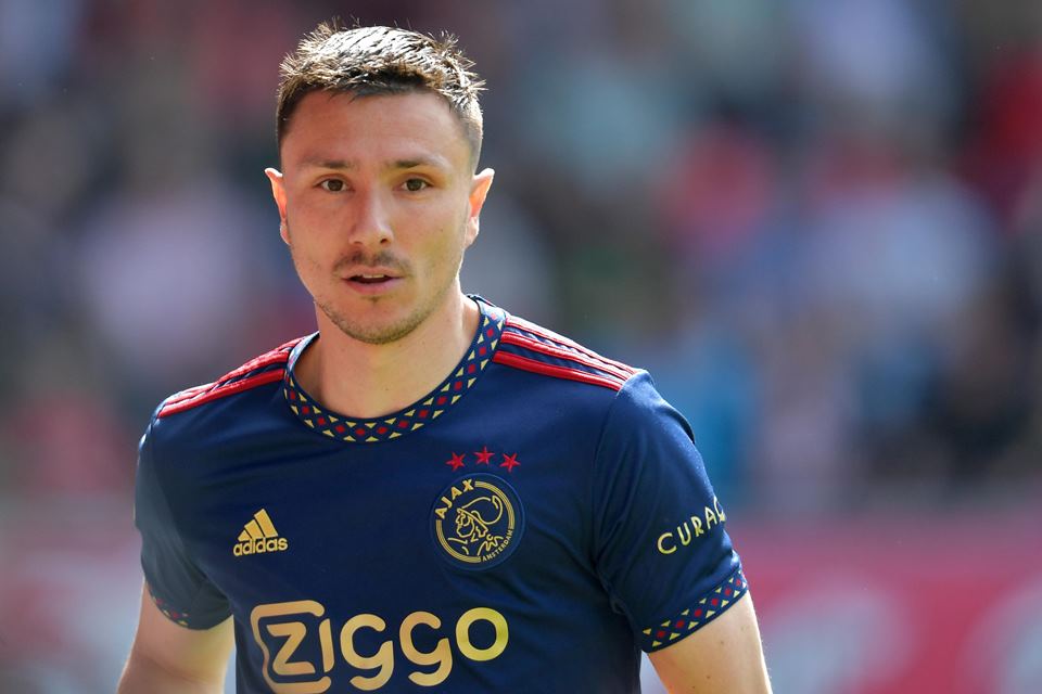 5 Fakta Pemain Penting Pernah Main untuk Ajax dan Feyenoord