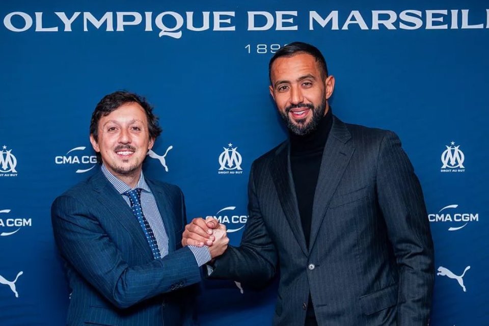 Marseille Resmi Promosikan Posisi Benatia