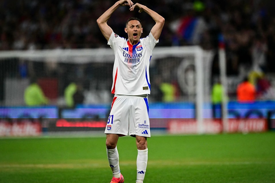 Tim Promosi Premier League Ingin Pulangkan Pilar Lyon ke Inggris