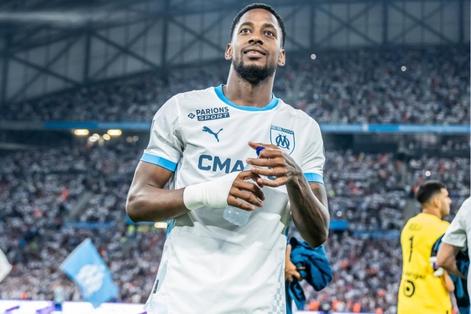 Kembali Bugar, Dua Pilar Lille Siap Mentas Lawan Monaco Pilar Nice Resmi Teken Kontrak Baru, Siapa? Sudah Pergi Pada 2021, Messi Masih Berikan Kontribusi Nyata Bagi Barcelona Setelah Cetak Hattrick ke Gawang City, Mbappe Kunjungi Tim Miliknya tuk Berikan Motivasi