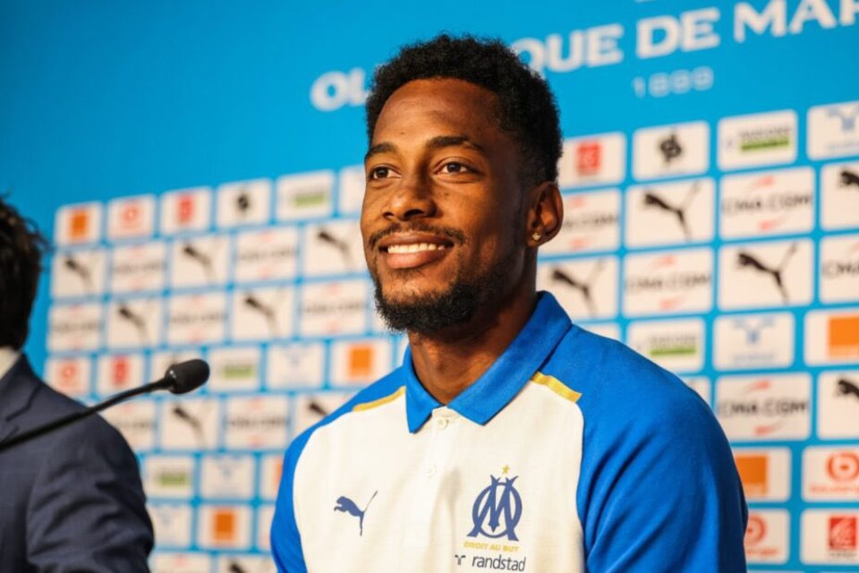 Kembali Bugar, Dua Pilar Lille Siap Mentas Lawan Monaco Pilar Nice Resmi Teken Kontrak Baru, Siapa? Sudah Pergi Pada 2021, Messi Masih Berikan Kontribusi Nyata Bagi Barcelona Setelah Cetak Hattrick ke Gawang City, Mbappe Kunjungi Tim Miliknya tuk Berikan Motivasi