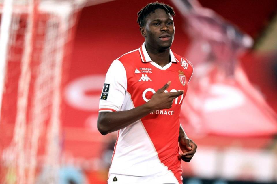 Tengah TampiI Solid, Tim Premier League Pantau Palang Pintu Monaco