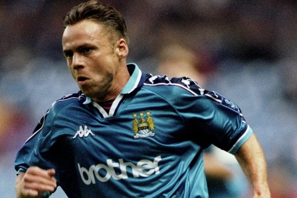 5 Fakta Legenda Sepakbola yang Setia Saat Timnya Terpuruk