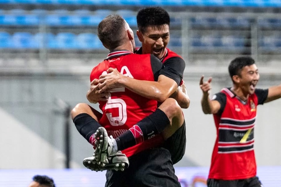 5 Fakta Klub yang Menumpang di Liga Lain