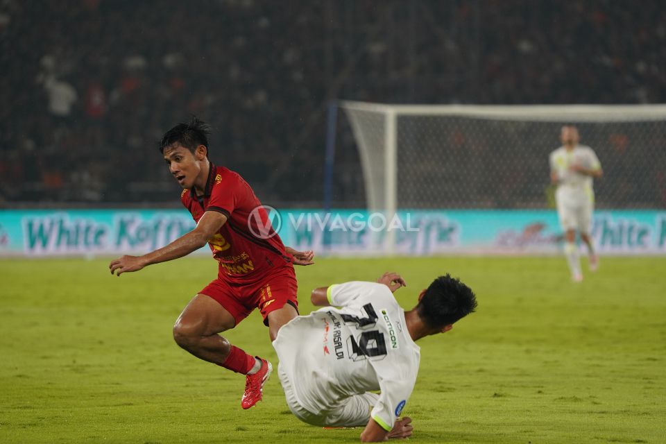 Buat Kejutan, Ini Alasan Paul Munster Mainkan Malik Risaldi sebagai Bek Kanan