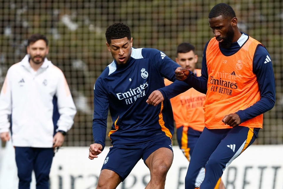 Jalani Operasi, Bellingham Harus Absen di Awal Musimnya Bersama Madrid