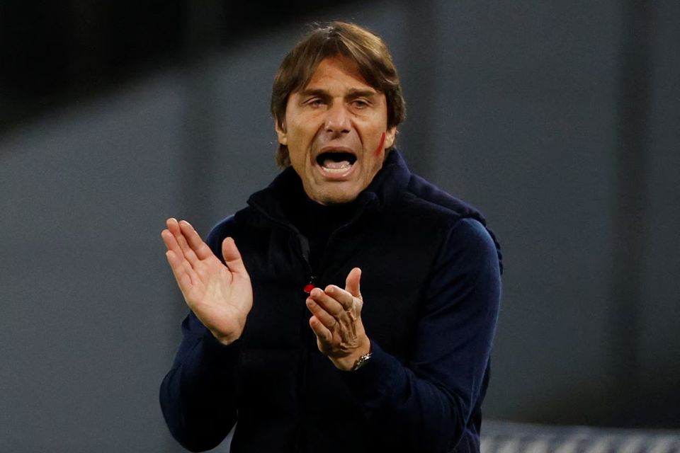 Napoli Hubungi Allegri untuk Gantikan Conte
