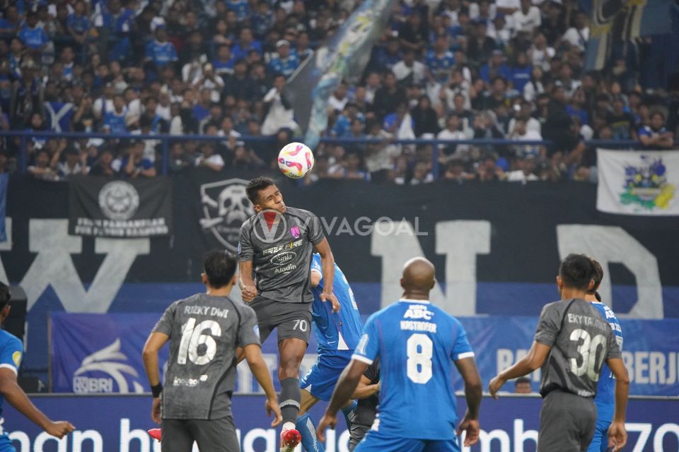 Persis Sulit Keluar dari Zona Degradasi, Ong Kim Swee: Belanja Pemainnya Kurang!