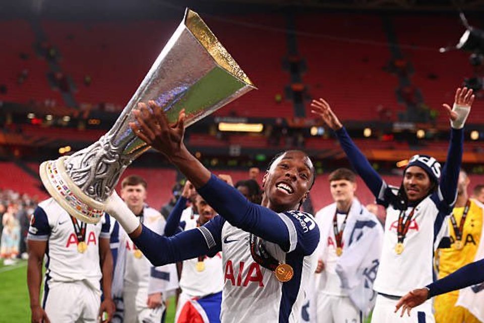 Spurs Ingin Pertahankan Pemain Bayern, Tapi Tak Ingin Membelinya