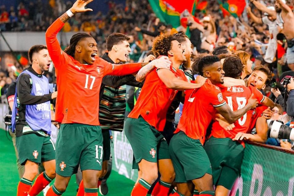 Bayern Munich Ragu Boyong Rafael Leao Dari AC Milan Karena Satu Hal Ini