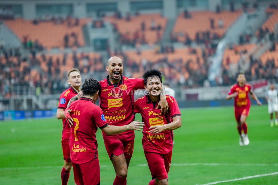 Pelatih asal Brasil, Mauricio Souza, membeberkan kriteria pemain yang ingin ia datangkan ke Persija Jakarta.