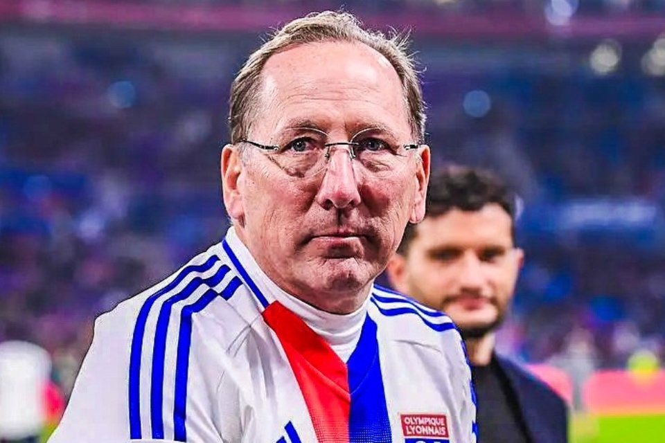 Cabut dari Klub, Presiden Lyon Punya Misi Baru di Inggris?