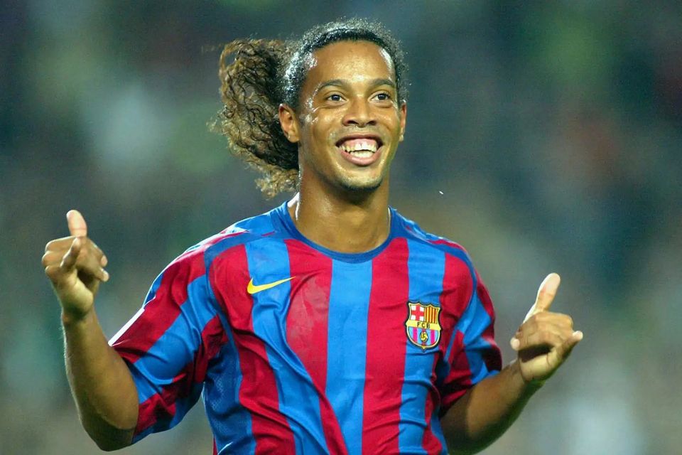 Ronaldinho: Legenda yang Tak Pernah Mati, Hidup dalam Setiap Sepakan si Kulit Bundar